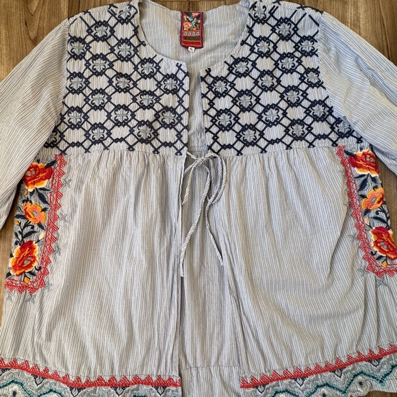 Johnny Was Embroidered Open Front Top w Tie 3J Workshop Size XL Boho Blue Stripe - Picture 12 of 16
